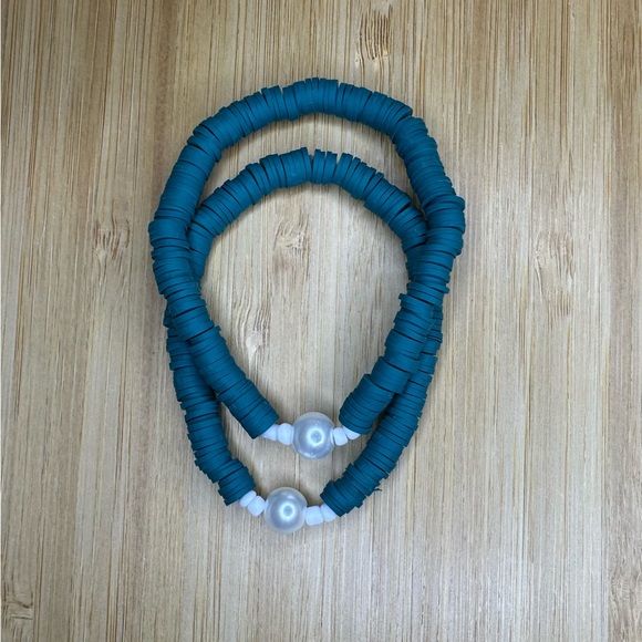 Dark Teal and Pearl Bracelet - Picture 1 of 1